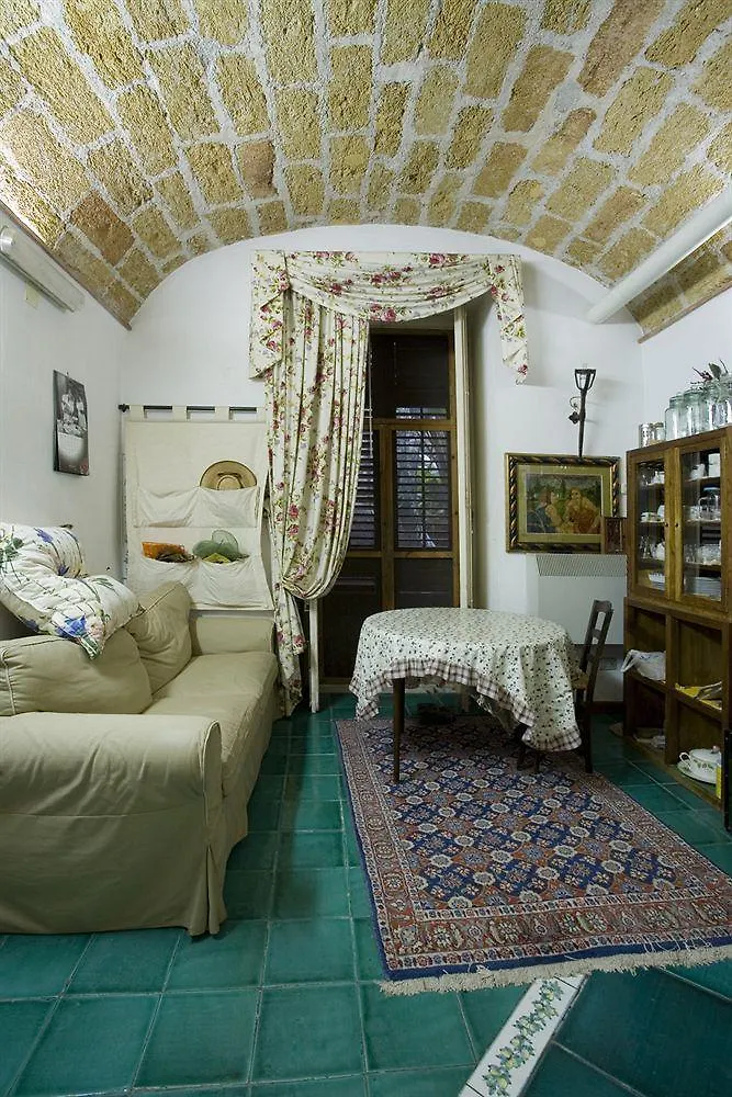 Cleopatra B&B Palermo Bed & Breakfast